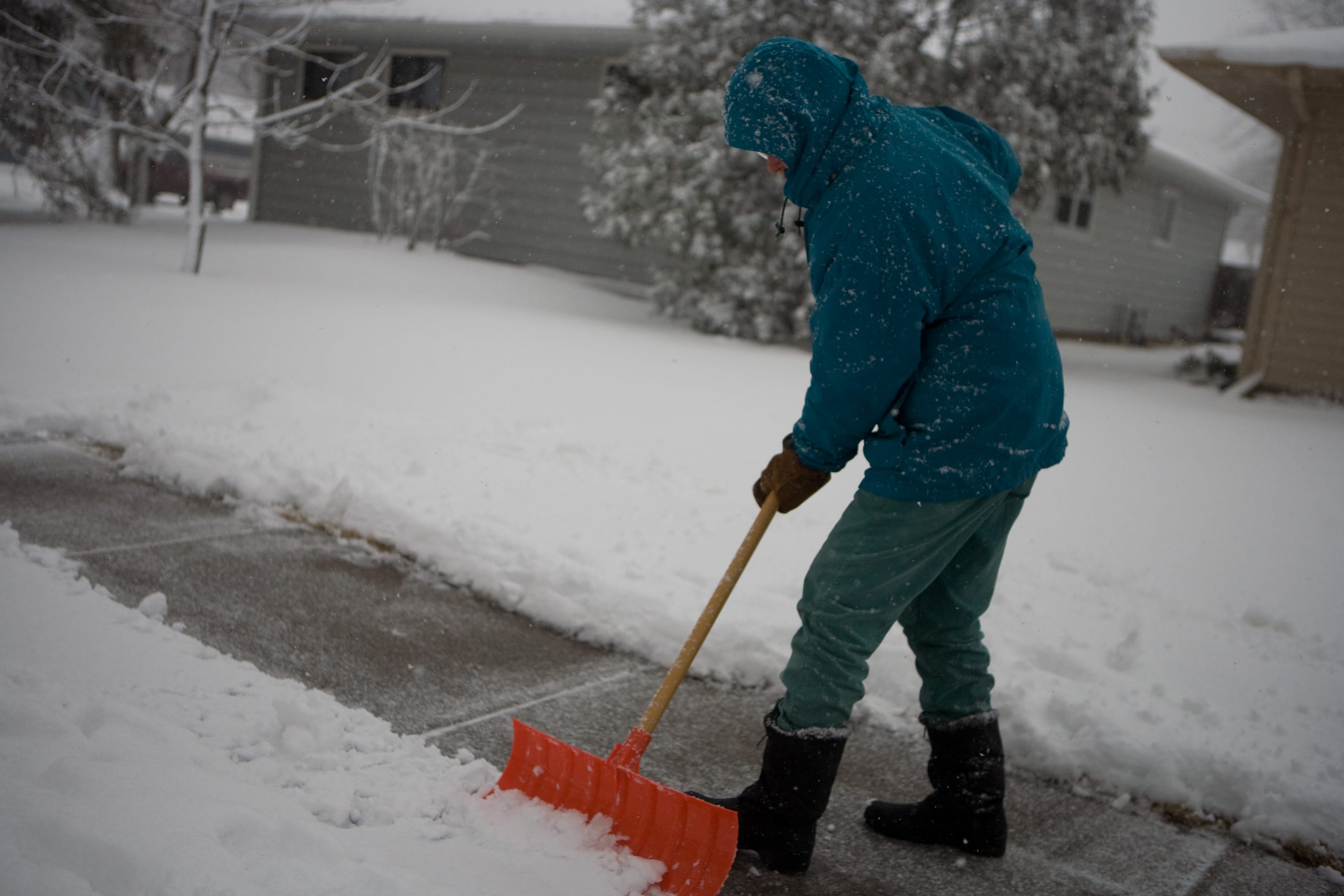 Sidewalk Snow Removal / Snow Shoveling
